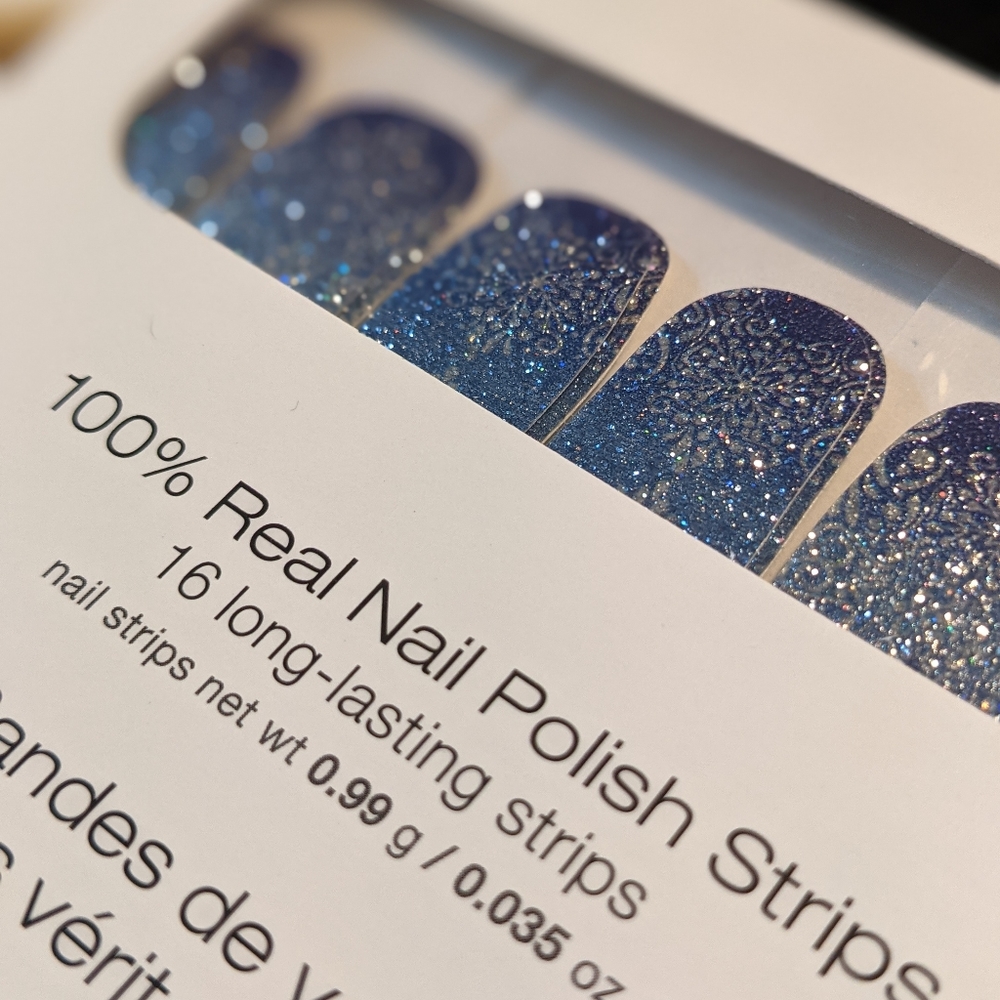 Ice To Meet You Color Street Nail Set